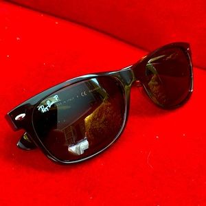 RayBan Wayfarers New Classic